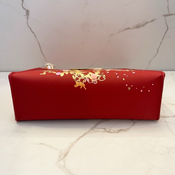 LANCOME Year of the Dragon Toiletry Bag - Picture 3 of 5
